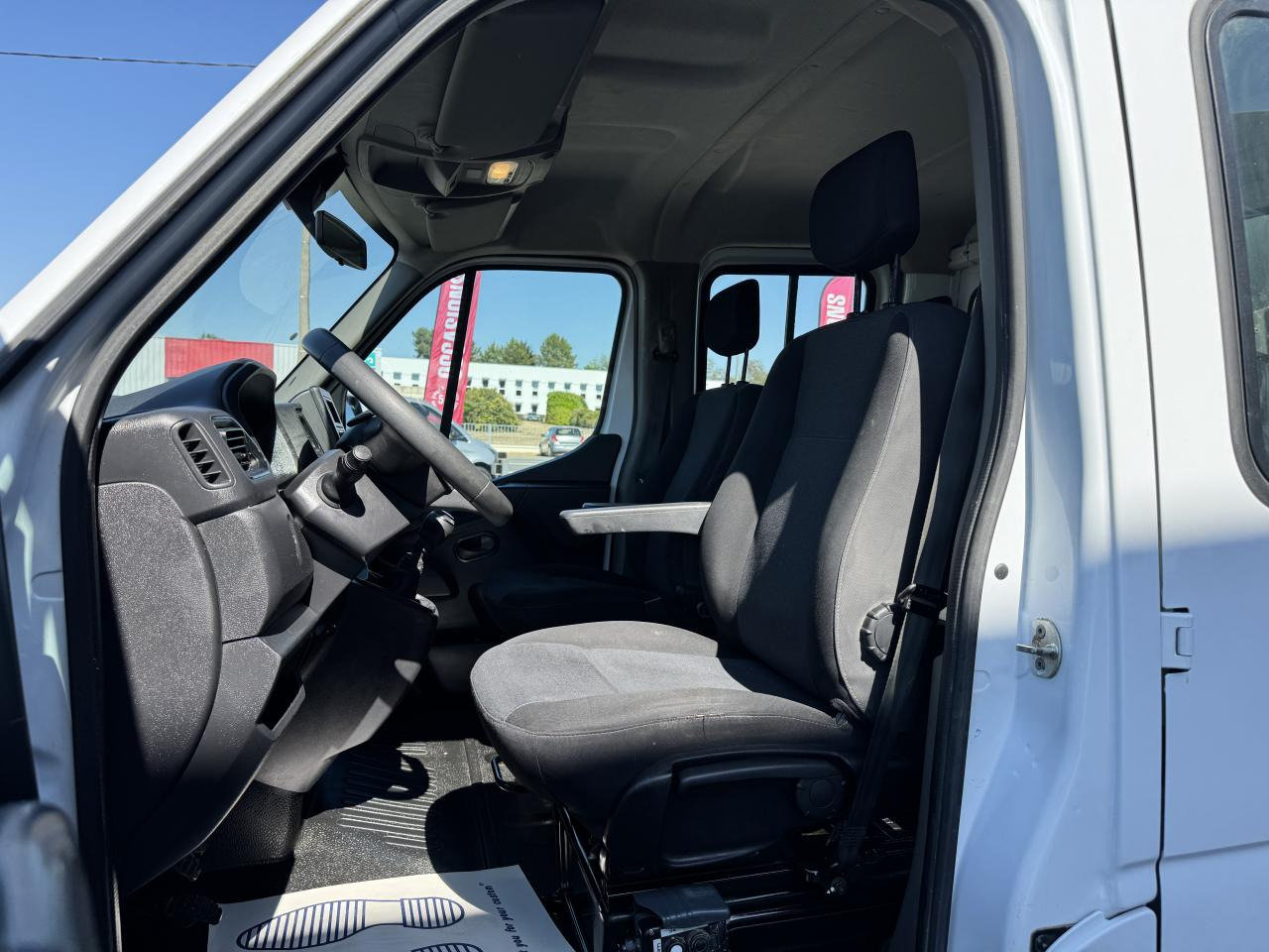 RENAULT MASTER 3T5 BENNE + COFFRE RJ DOUBLE CABINE 6 PL 2.3 DCI 130 CH CONFORT - Tipper van: picture 5 RENAULT MASTER 3T5 BENNE + COFFRE RJ DOUBLE CABINE 6 PL 2.3 DCI 130 CH CONFORT - Tipper van: picture 5