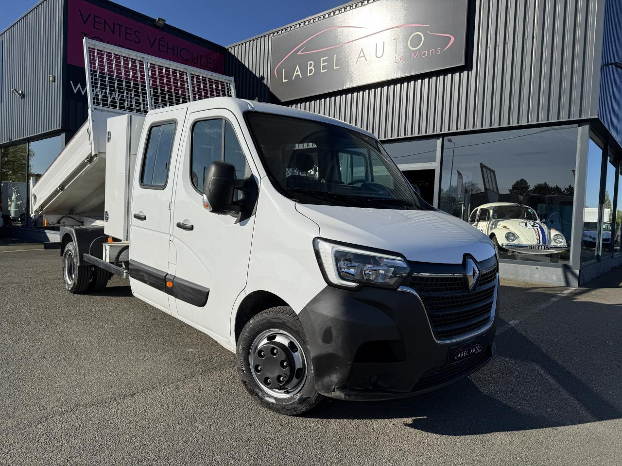 RENAULT MASTER 3T5 BENNE + COFFRE RJ DOUBLE CABINE 6 PL 2.3 DCI 130 CH CONFORT - Tipper van: picture 2 RENAULT MASTER 3T5 BENNE + COFFRE RJ DOUBLE CABINE 6 PL 2.3 DCI 130 CH CONFORT - Tipper van: picture 2