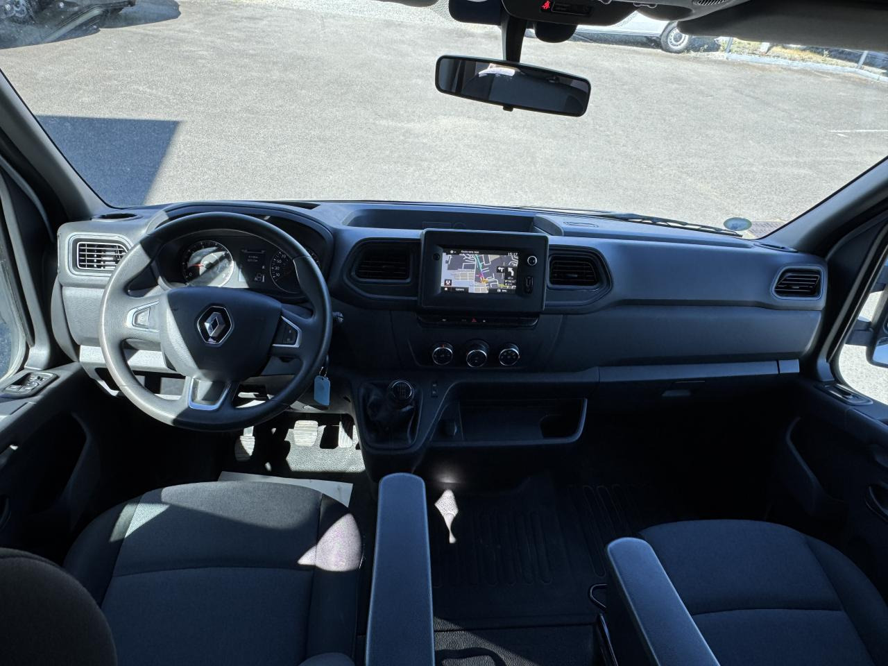 RENAULT MASTER 3T5 BENNE + COFFRE RJ DOUBLE CABINE 6 PL 2.3 DCI 130 CH CONFORT - Tipper van: picture 3 RENAULT MASTER 3T5 BENNE + COFFRE RJ DOUBLE CABINE 6 PL 2.3 DCI 130 CH CONFORT - Tipper van: picture 3