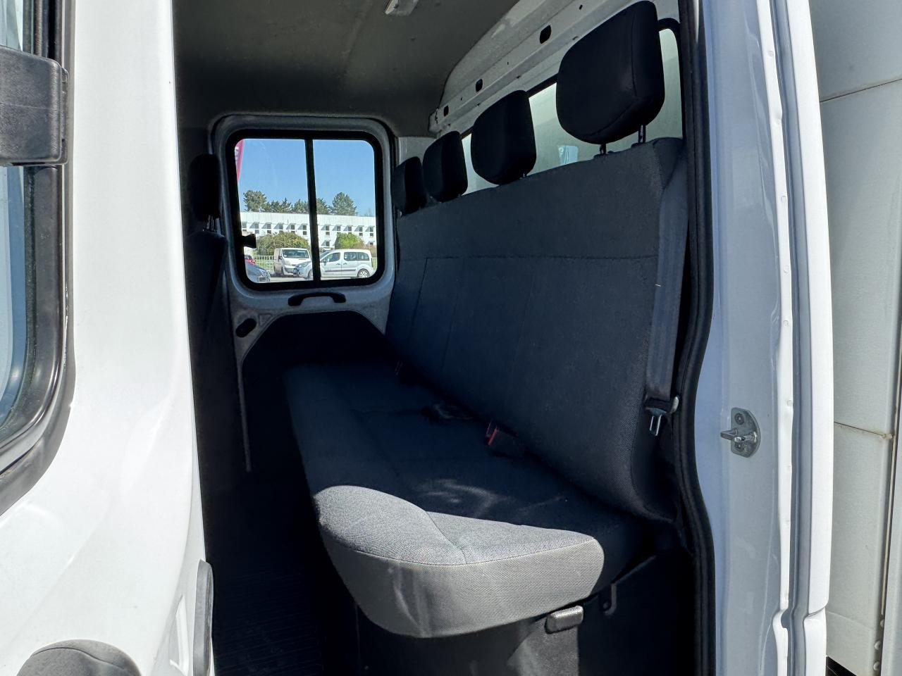 RENAULT MASTER 3T5 BENNE + COFFRE RJ DOUBLE CABINE 6 PL 2.3 DCI 130 CH CONFORT - Tipper van: picture 5 RENAULT MASTER 3T5 BENNE + COFFRE RJ DOUBLE CABINE 6 PL 2.3 DCI 130 CH CONFORT - Tipper van: picture 5