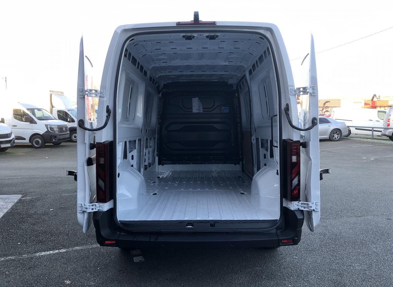 RENAULT Master Extra 3t5 L3H2 2.0 Blue dCi - BVA 170 2025 IV FOURGON Fourgon L3H2 Traction - Panel van: picture 3 RENAULT Master Extra 3t5 L3H2 2.0 Blue dCi - BVA 170 2025 IV FOURGON Fourgon L3H2 Traction - Panel van: picture 3