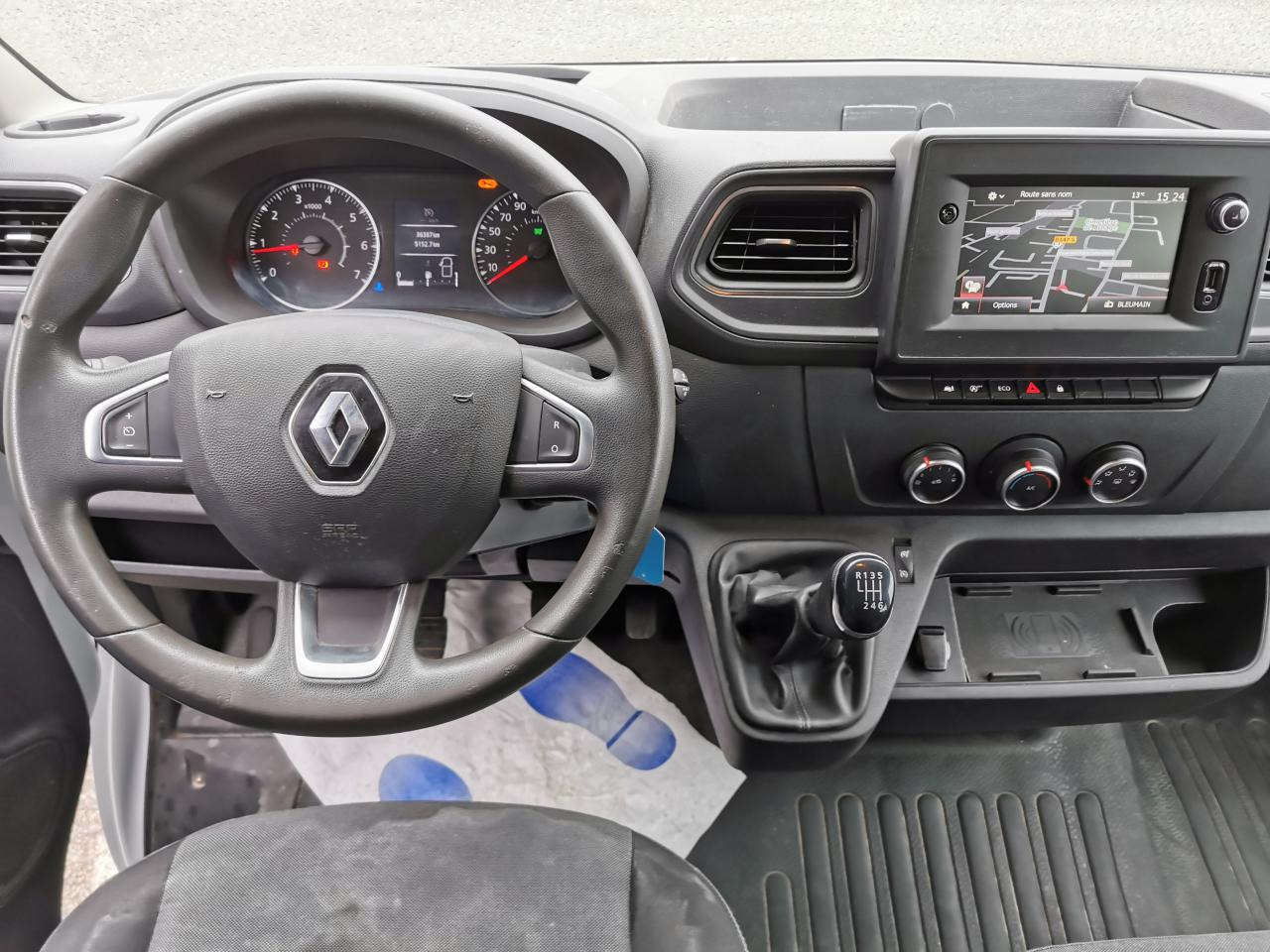 RENAULT Master Grand Confort F3500 L2H2 2.3 Blue dCi - 150 III CABINE APPROFONDIE Cabine approfondie L2H2 T - Panel van: picture 4 RENAULT Master Grand Confort F3500 L2H2 2.3 Blue dCi - 150 III CABINE APPROFONDIE Cabine approfondie L2H2 T - Panel van: picture 4