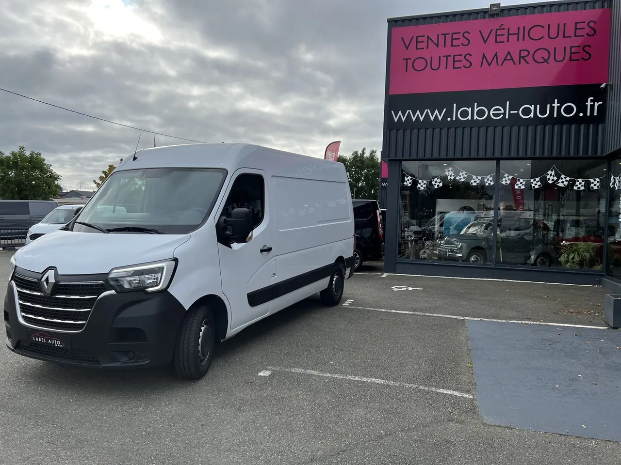 Renault Master F3300 L2H2 2.3 BLUE DCI 135CH GRAND CONFORT EURO6 - Panel van: picture 5 Renault Master F3300 L2H2 2.3 BLUE DCI 135CH GRAND CONFORT EURO6 - Panel van: picture 5