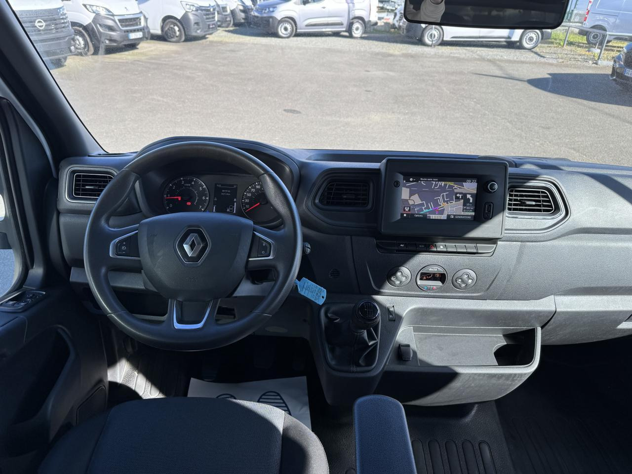 Renault Master combi RENAULT 3T5 BENNE + COFFRE RJ DOUBLE CABINE 6 PL 2.3 DCI 130 CH CONFORT + GPS + REGUL + CLIM - Tipper van: picture 3 Renault Master combi RENAULT 3T5 BENNE + COFFRE RJ DOUBLE CABINE 6 PL 2.3 DCI 130 CH CONFORT + GPS + REGUL + CLIM - Tipper van: picture 3