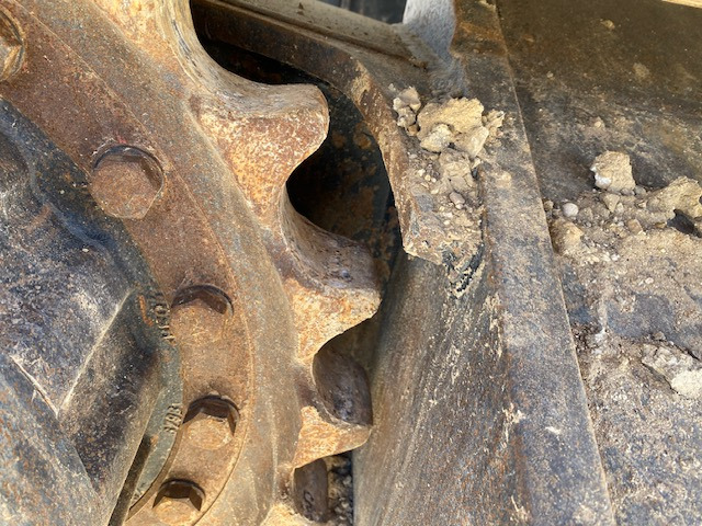 Crawler excavator CATERPILLAR 330 F: picture 13 Crawler excavator CATERPILLAR 330 F: picture 13