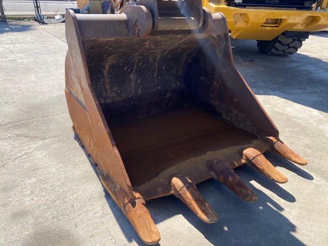 Crawler excavator CATERPILLAR 330 F: picture 17 Crawler excavator CATERPILLAR 330 F: picture 17