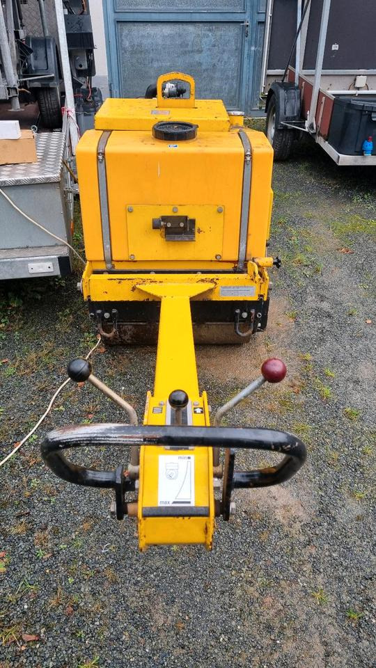 DVH 701 Weber Walze Glattmantel Walze Rüttelwalze Dublex Vibrationswalze Rüttelplatte Strassenwalze Plattenverdichter DVH 603 - Mini roller: picture 4 DVH 701 Weber Walze Glattmantel Walze Rüttelwalze Dublex Vibrationswalze Rüttelplatte Strassenwalze Plattenverdichter DVH 603 - Mini roller: picture 4