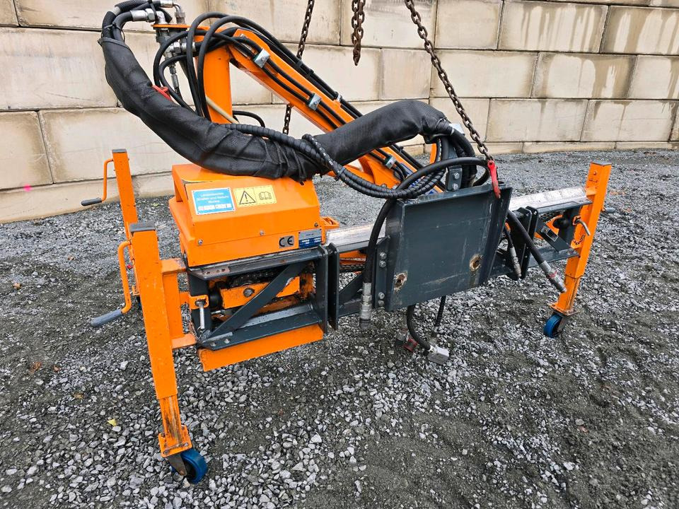 Fiedler FFA 400 M Mähausleger für Multicar M30 Ladog Böschungsmäher Böschungsmulcher Hangmäher - Boom mower: picture 1 Fiedler FFA 400 M Mähausleger für Multicar M30 Ladog Böschungsmäher Böschungsmulcher Hangmäher - Boom mower: picture 1