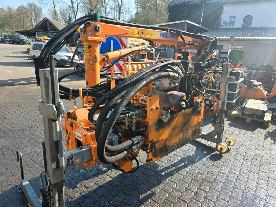 Mulag MKM 700 Böschungsmäher Böschungsmulcher Ausleger Auslegemulcher Unimog 405 427 430 U300 U 400 500 Mercedes-Benz Dücker DUA FME UNA - Boom mower: picture 3 Mulag MKM 700 Böschungsmäher Böschungsmulcher Ausleger Auslegemulcher Unimog 405 427 430 U300 U 400 500 Mercedes-Benz Dücker DUA FME UNA - Boom mower: picture 3