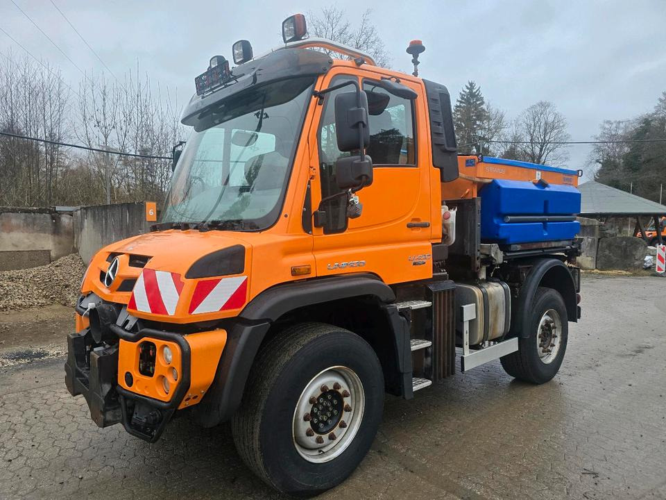 Unimog U 430 EAS Easy-Drive Variopilot U527 535 430 427 423 Mercedes-Benz 405 UGE UGN Hydrostat - Snow removal vehicle: picture 1 Unimog U 430 EAS Easy-Drive Variopilot U527 535 430 427 423 Mercedes-Benz 405 UGE UGN Hydrostat - Snow removal vehicle: picture 1