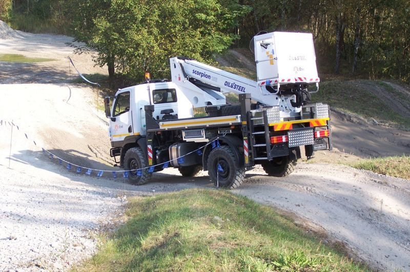 Oil&Steel Scorpion 15E 16m zamontowany na Mercedes-Benz Unimog U20 4x4 - Truck mounted aerial platform: picture 4 Oil&Steel Scorpion 15E 16m zamontowany na Mercedes-Benz Unimog U20 4x4 - Truck mounted aerial platform: picture 4