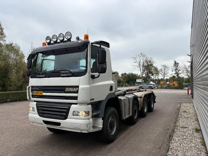 Ginaf X 4343 TS 8x6 / 35 TON VDL systeem / HANDGESCHAKELD / APK - TUV JULI 2026 / - Hook lift truck: picture 2 Ginaf X 4343 TS 8x6 / 35 TON VDL systeem / HANDGESCHAKELD / APK - TUV JULI 2026 / - Hook lift truck: picture 2