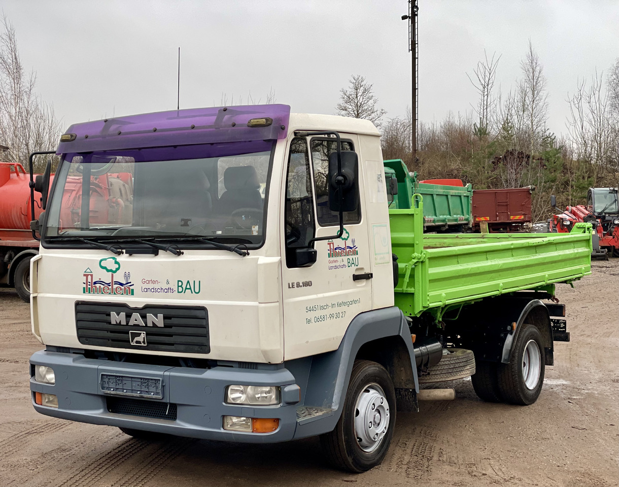 MAN LE - Tipper: picture 4 MAN LE - Tipper: picture 4