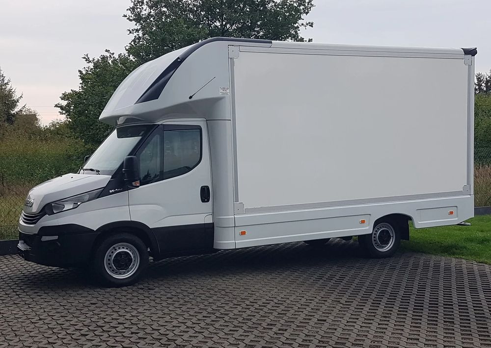 Iveco DAILY KONTENER NISKOPODŁOGOWY 4,31x2,24x2,43 FOODTRUCK SKLEP KAMPER KLIMA BAR KONIOWÓZ - Closed box van: picture 2 Iveco DAILY KONTENER NISKOPODŁOGOWY 4,31x2,24x2,43 FOODTRUCK SKLEP KAMPER KLIMA BAR KONIOWÓZ - Closed box van: picture 2