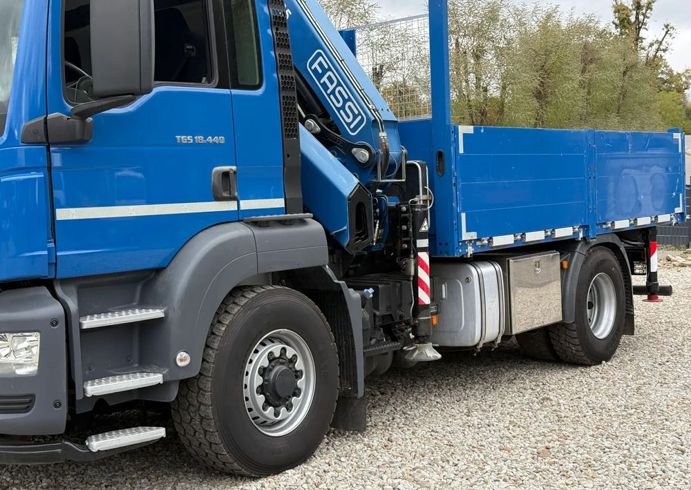 MAN * MAN 18.440 TGS * 4x4 * HDS Fassi F215 * Sprowadzony * 95 000 KM ! * Stan Jak Nowy - Dropside/ Flatbed truck, Crane truck: picture 5 MAN * MAN 18.440 TGS * 4x4 * HDS Fassi F215 * Sprowadzony * 95 000 KM ! * Stan Jak Nowy - Dropside/ Flatbed truck, Crane truck: picture 5