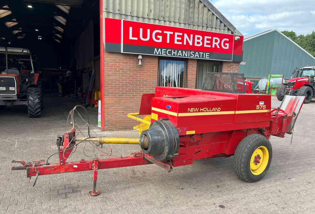 New Holland 570 Balepers pers pakkenperk weidebouwmachines - Square baler: picture 1 New Holland 570 Balepers pers pakkenperk weidebouwmachines - Square baler: picture 1