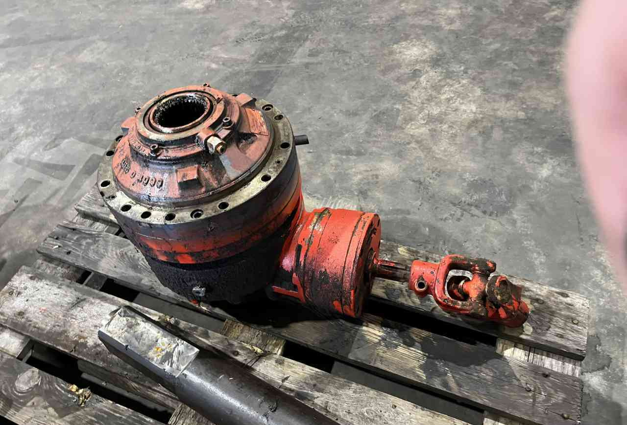 Peecon Brevini Planetair aandrijving voermengwagen vertragingskast vijzel diversen - Transmission for Agricultural machinery: picture 2 Peecon Brevini Planetair aandrijving voermengwagen vertragingskast vijzel diversen - Transmission for Agricultural machinery: picture 2