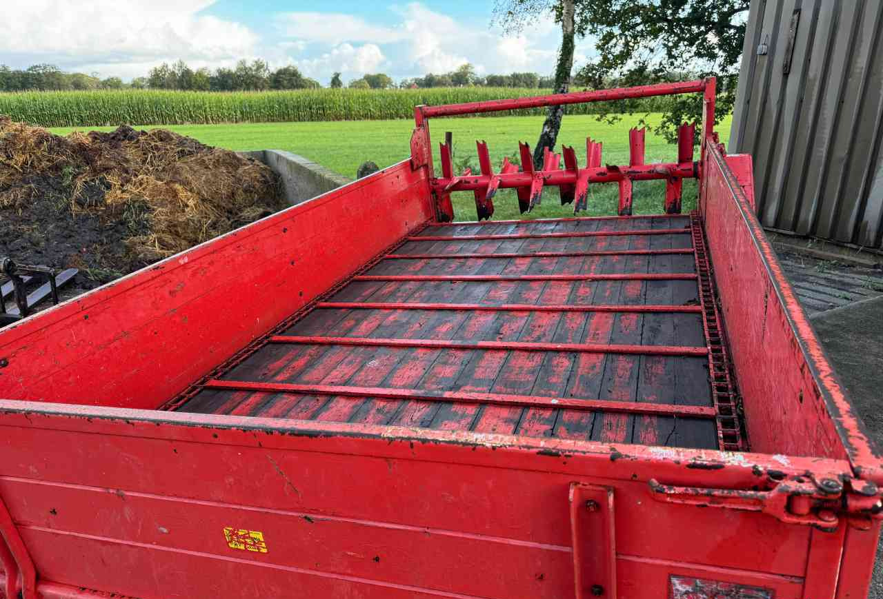 Schuitemaker SMS 3000 mestverspreider *Verkocht/sold* - Manure spreader: picture 3 Schuitemaker SMS 3000 mestverspreider *Verkocht/sold* - Manure spreader: picture 3