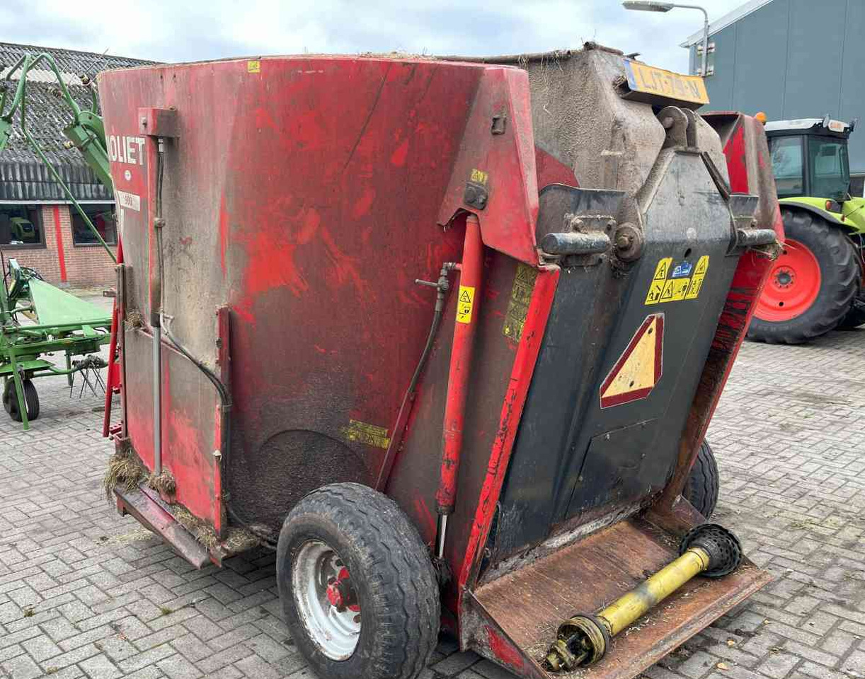 Trioliet Gigant 900 voermengwagen *Verkocht/sold* - Forage mixer wagon: picture 4 Trioliet Gigant 900 voermengwagen *Verkocht/sold* - Forage mixer wagon: picture 4