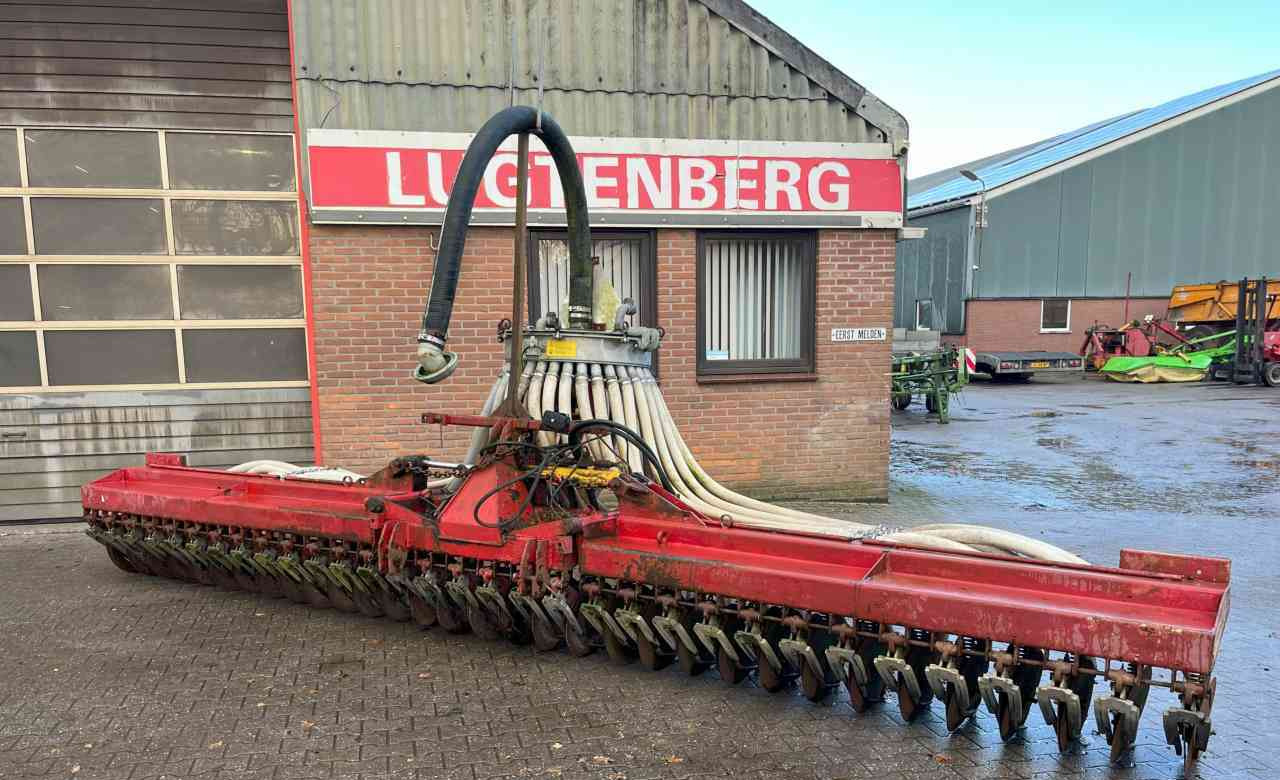 Vredo Zodebemester graslandbemester injecteur mestverwerking - Slurry injector: picture 1 Vredo Zodebemester graslandbemester injecteur mestverwerking - Slurry injector: picture 1