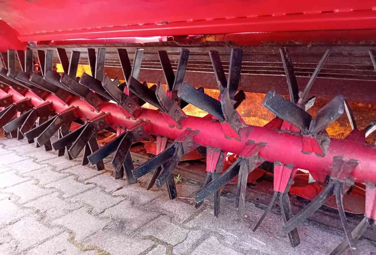 ZTR Agrostroj Pehlmirov Exact 285D schijvenmaaier - Mower: picture 4 ZTR Agrostroj Pehlmirov Exact 285D schijvenmaaier - Mower: picture 4