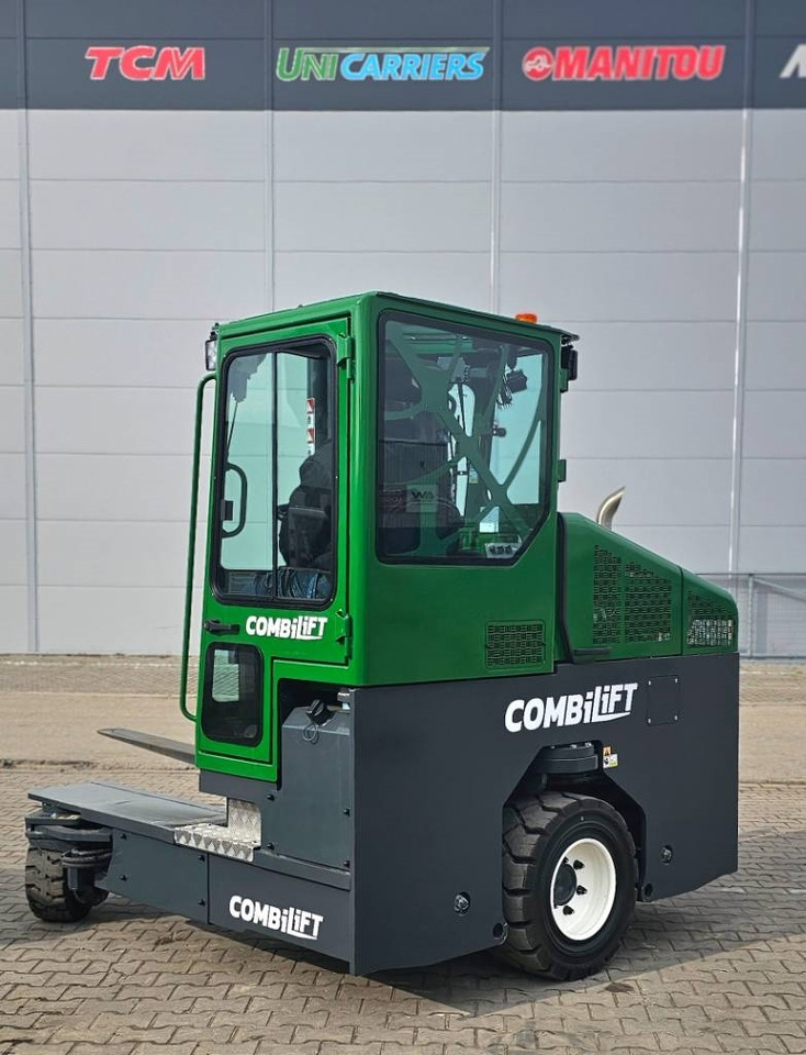 4-way reach truck Combilift C 4000 D MK4 150 hrs RENTED: picture 8