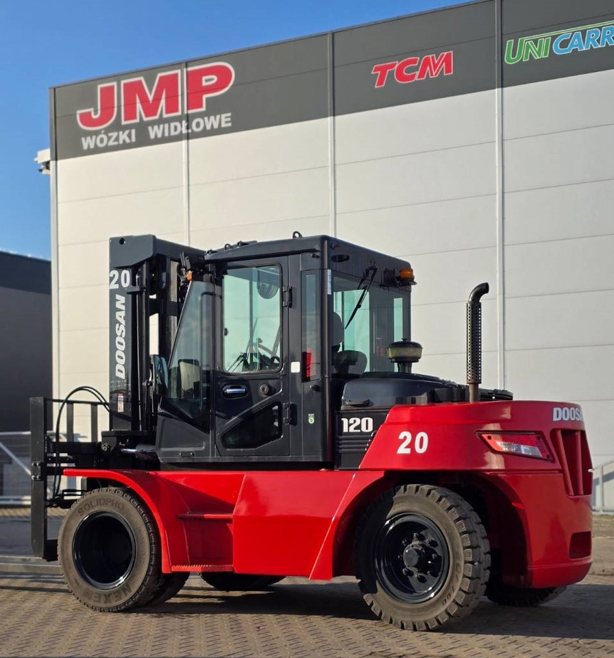 Doosan D90/120 S-7 - Diesel forklift: picture 4 Doosan D90/120 S-7 - Diesel forklift: picture 4