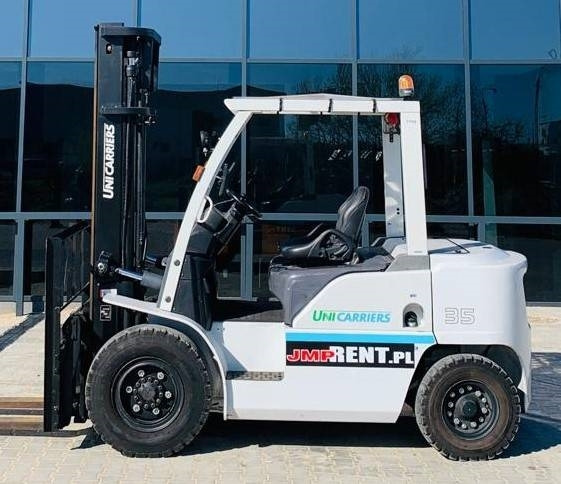 UniCarriers D1F4A35 GX35 - Diesel forklift: picture 2 UniCarriers D1F4A35 GX35 - Diesel forklift: picture 2