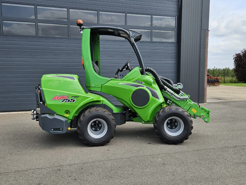 Avant 755i Rental mini-shovel - Compact track loader: picture 3 Avant 755i Rental mini-shovel - Compact track loader: picture 3