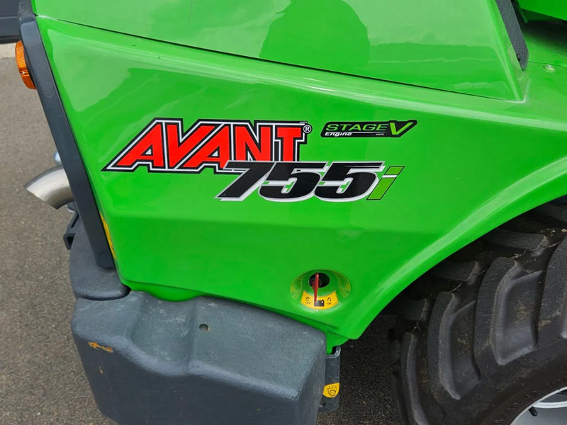 Compact track loader Avant 755i TDL+ mini-shovel: picture 18