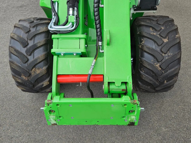 Compact track loader Avant 755i TDL+ mini-shovel: picture 12