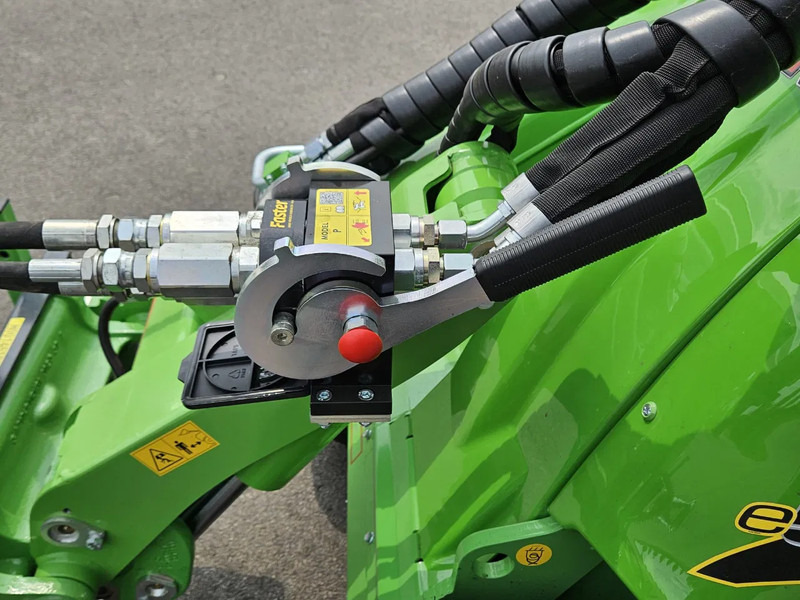 Compact track loader Avant E527 Rental mini-shovel: picture 17 Compact track loader Avant E527 Rental mini-shovel: picture 17