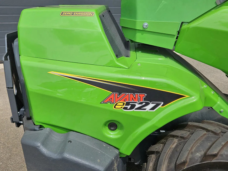 Compact track loader Avant E527 Rental mini-shovel: picture 12 Compact track loader Avant E527 Rental mini-shovel: picture 12