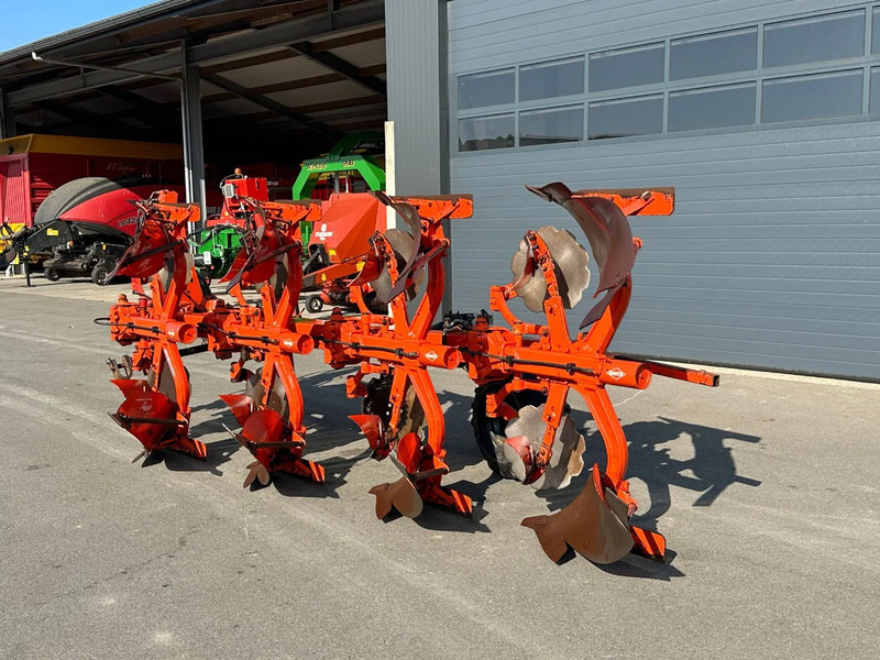Kuhn Vari Master 151 - Plow: picture 3 Kuhn Vari Master 151 - Plow: picture 3