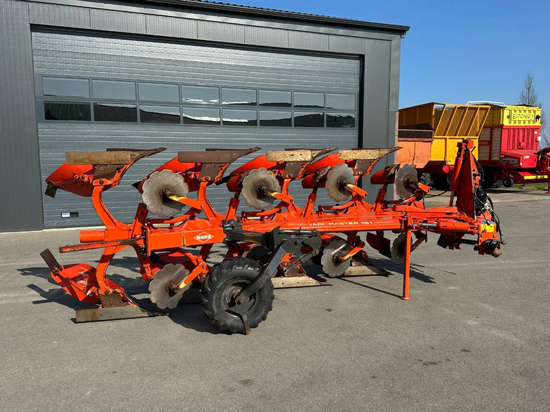 Kuhn Vari Master 151 - Plow: picture 4 Kuhn Vari Master 151 - Plow: picture 4