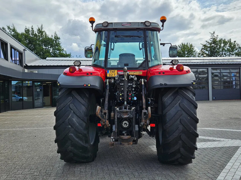 Massey Ferguson 6495 Dyna 6 - Farm tractor: picture 5 Massey Ferguson 6495 Dyna 6 - Farm tractor: picture 5