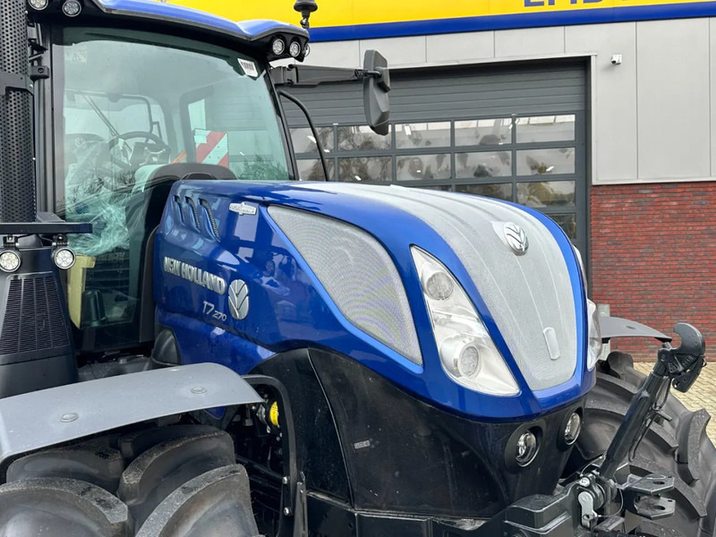 New Holland T7.270 AC Next Gen - Farm tractor: picture 4 New Holland T7.270 AC Next Gen - Farm tractor: picture 4