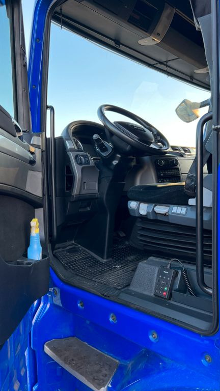 MAN TGX 18.440 4x2 - Tractor unit: picture 5 MAN TGX 18.440 4x2 - Tractor unit: picture 5