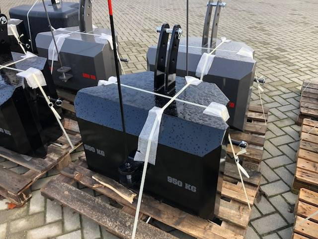 Bemu 950 KG Stalen gewicht - Counterweight for Agricultural machinery: picture 4 Bemu 950 KG Stalen gewicht - Counterweight for Agricultural machinery: picture 4