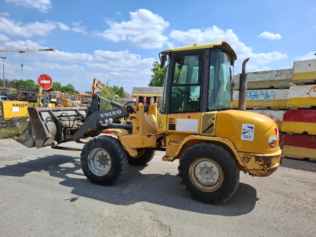 Volvo L 30 B - Wheel loader: picture 4 Volvo L 30 B - Wheel loader: picture 4