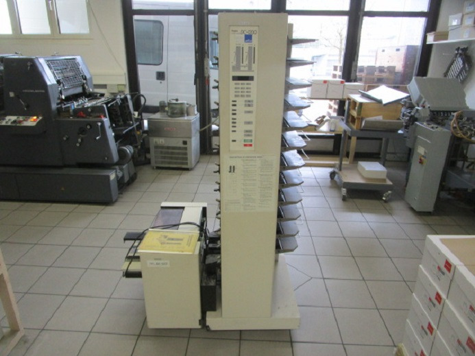 DUPLO ZUSAMMENTRAGTURM DC-1200 & DC-12ST - Printing machinery: picture 1 DUPLO ZUSAMMENTRAGTURM DC-1200 & DC-12ST - Printing machinery: picture 1