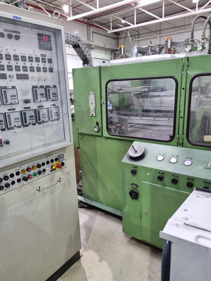 ILLIG THERMOFORMMASCHINE RDM 37/10 - Packaging machinery: picture 4 ILLIG THERMOFORMMASCHINE RDM 37/10 - Packaging machinery: picture 4