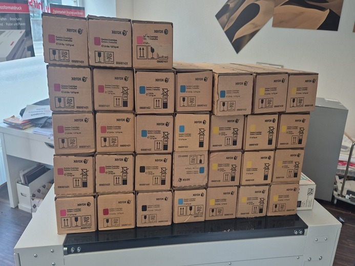 XEROX DC250 (Drucken, Kopieren, Scannen) mit Broschürenfinischer leasing XEROX DC250 (Drucken, Kopieren, Scannen) mit Broschürenfinischer: picture 8