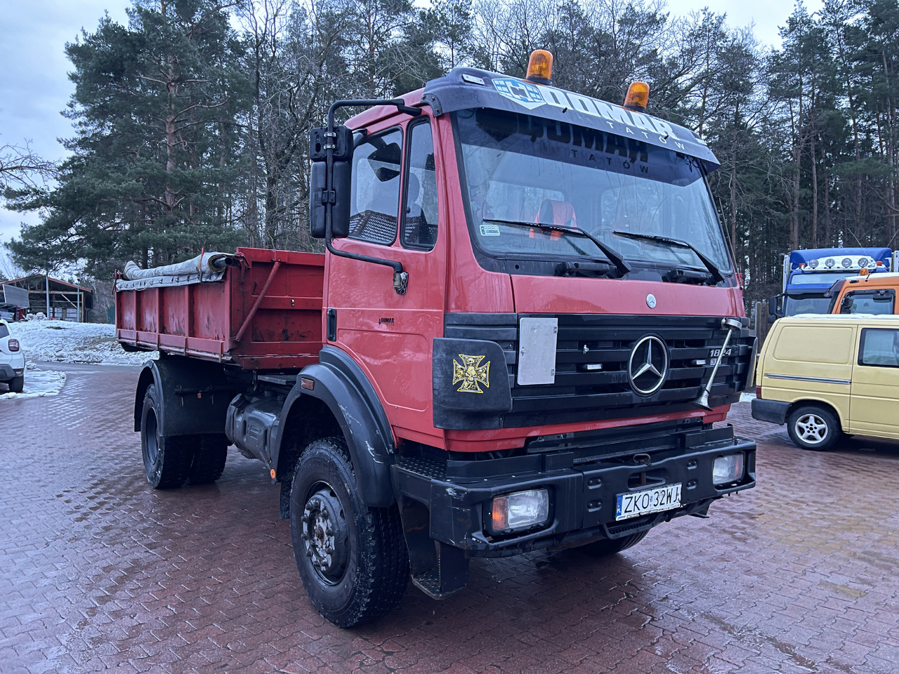 MERCEDES-BENZ 1824 - Tipper: picture 1 MERCEDES-BENZ 1824 - Tipper: picture 1