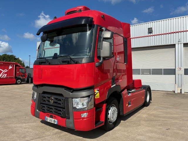 Renault Trucks T - Tractor unit: picture 1 Renault Trucks T - Tractor unit: picture 1