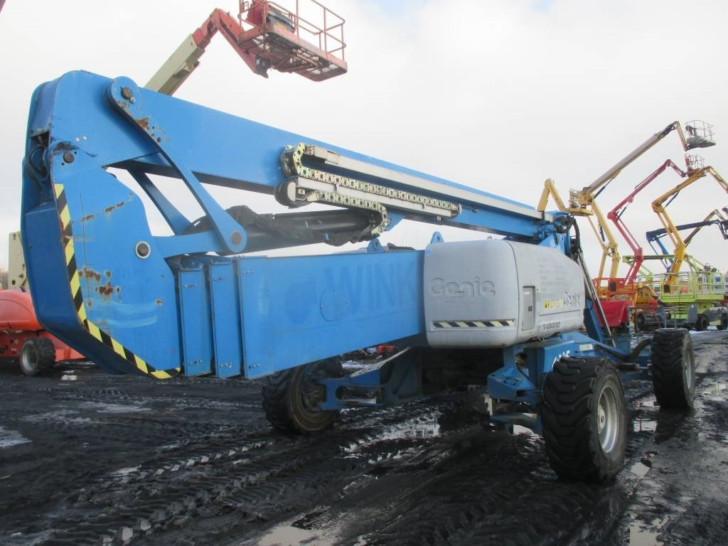 Genie Z 135 - Articulated boom: picture 5 Genie Z 135 - Articulated boom: picture 5