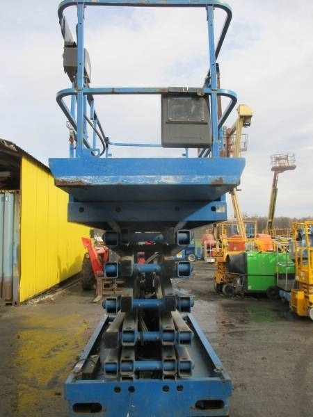 Haulotte Compact 14 - Scissor lift: picture 3 Haulotte Compact 14 - Scissor lift: picture 3