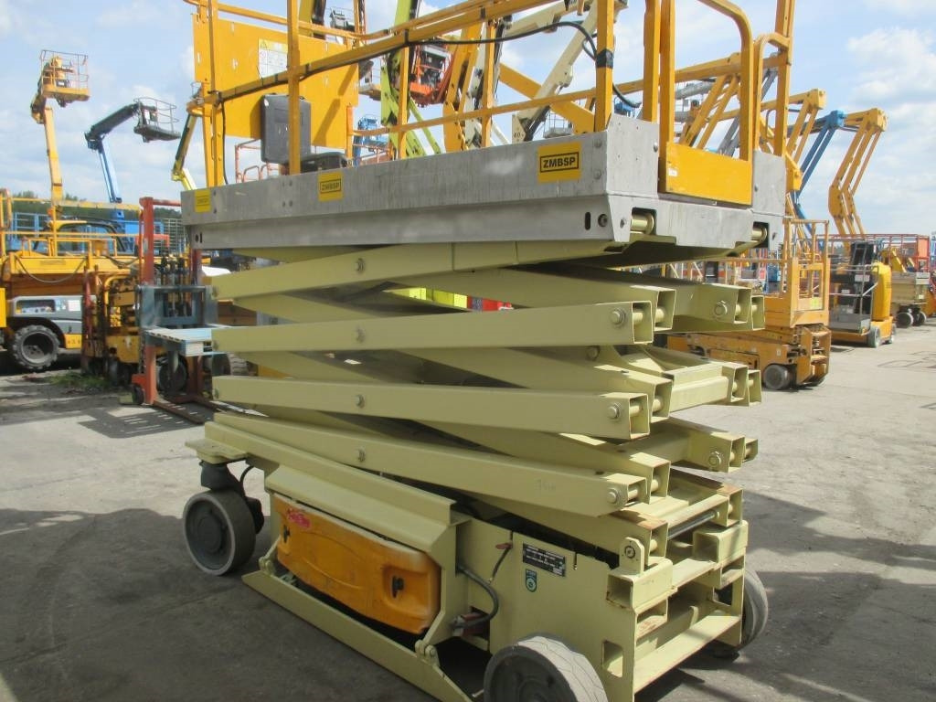JLG 3246 ES - Scissor lift: picture 4 JLG 3246 ES - Scissor lift: picture 4