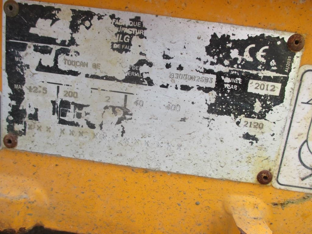 Vertical mast lift JLG Toucan 8 E: picture 9