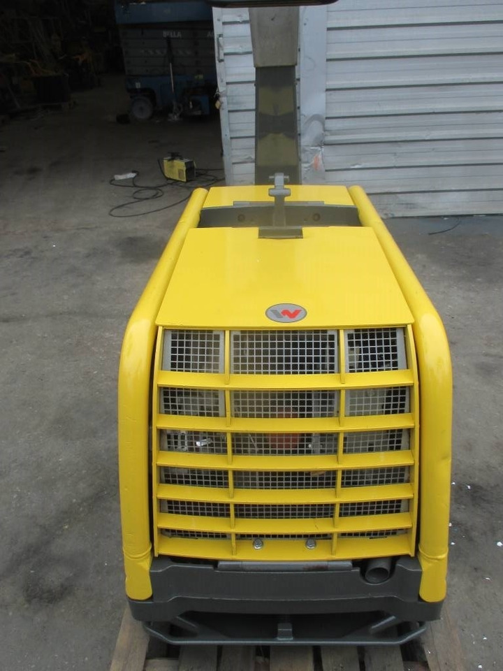 Wacker Neuson DPU80 LEM670 - Compactor: picture 3 Wacker Neuson DPU80 LEM670 - Compactor: picture 3